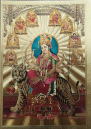 Изображение Богини Дурги на золотой бумаге А4